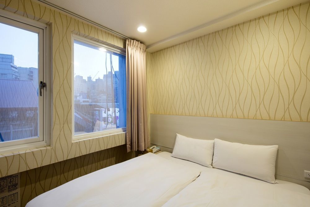 Tomorrow Hotel Ταϊπέι Εξωτερικό φωτογραφία